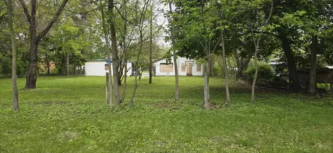 Exterior - 17881 S River Rd, Three Rivers, MI 49093 photo 3 of 6