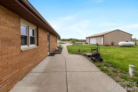 Exterior - 8500 Tasker Rd, Bellevue, MI 49021 photo 3 of 3