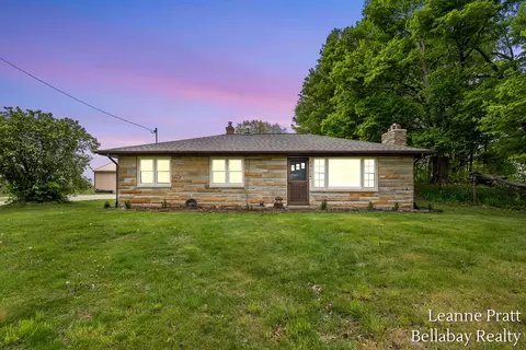 Exterior - 8500 Tasker Rd, Bellevue, MI 49021 photo 2 of 3