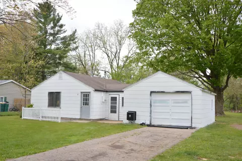 1923 Pleasant Dr, Portage, MI 49002