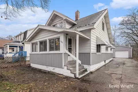 883 Emerson Ave, Muskegon, MI 49442
