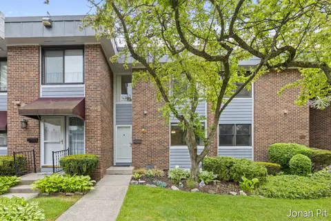 2436 E Collier Ave SE #7, Grand Rapids, MI 49546
