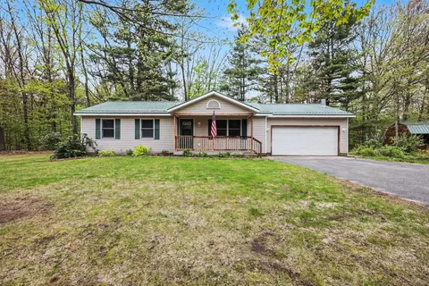 15441 Meddler Ave NE, Gowen, MI 49326