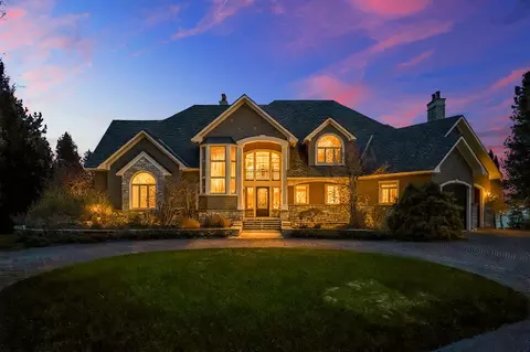 7545 Oyster Bay Dr #4, Charlevoix, MI 49720