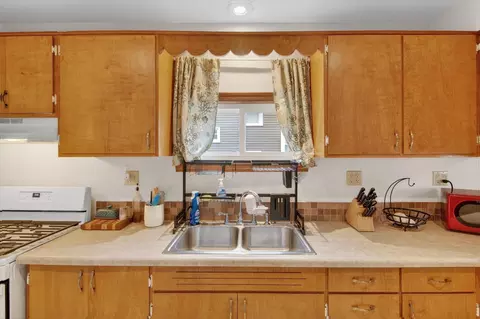 1306 Leroy St, Jackson, MI 49201 photo 13