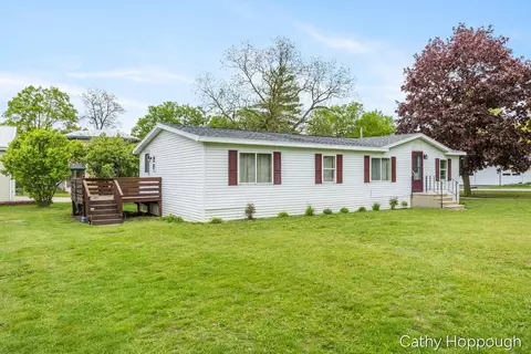 153 Baldwin St, Lyons, MI 48851 photo 6