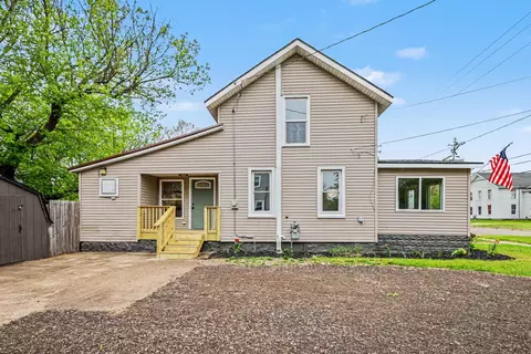 Exterior - 413 S Front St, Belding, MI 48809 photo 8 of 9
