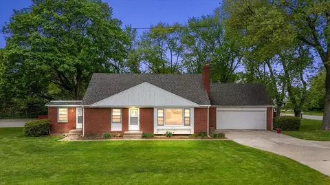 3035 E Paris Ave SE, Grand Rapids, MI 49512