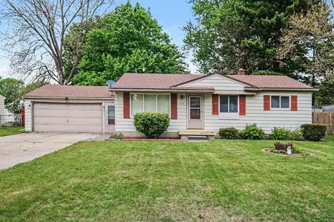 1230 Peachwood Dr, Flint, MI 48507