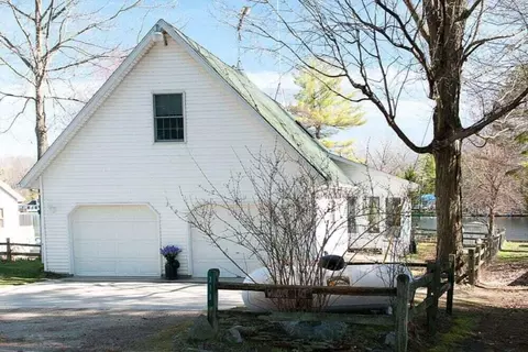 310 Morse Dr, Six Lakes, MI 48886
