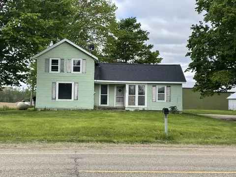 1112 N Marshall Rd, Tekonsha, MI 49092