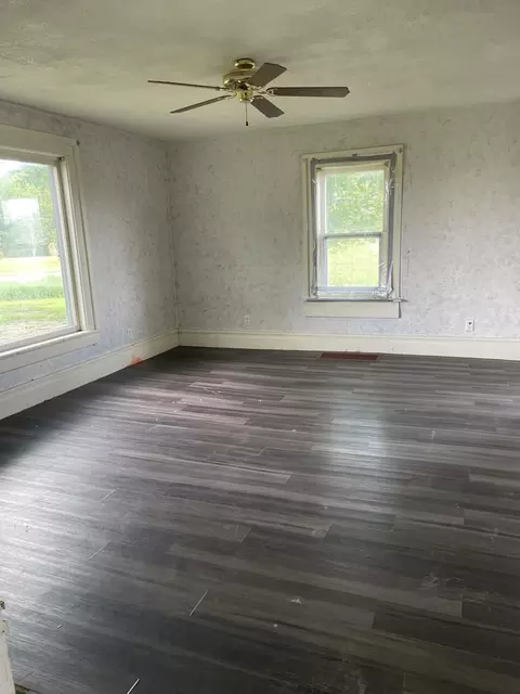 Living - 1112 N Marshall Rd, Tekonsha, MI 49092 photo 2 of 2