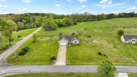 3427 Leeomi Dr, Britton, MI 49229
