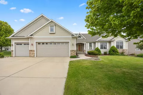 1815 Planters Row Dr SW, Byron Center, MI 49315