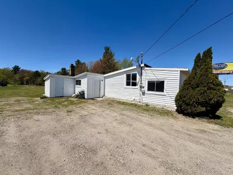 3261 Whitehall Rd, Muskegon, MI 49445