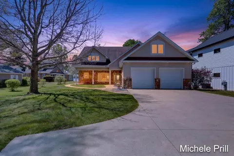 4633 Cordes Rd, Delton, MI 49046