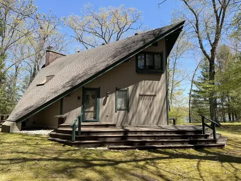 5620 N Utter Dr, Irons, MI 49644