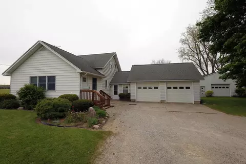 6740 Austin Rd, Saline, MI 48176