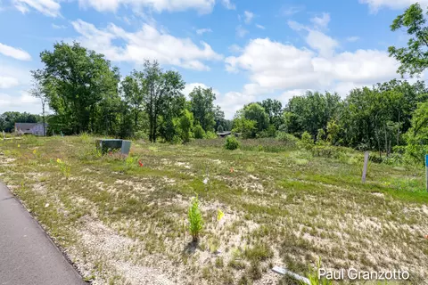 3028 Audubon Ave SE, Kentwood, MI 49512