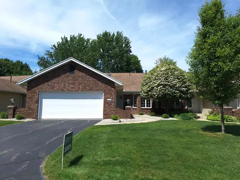 4207 Redbush Dr SW, Grandville, MI 49418