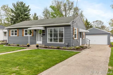 4326 Michael Ave SW, Wyoming, MI 49509