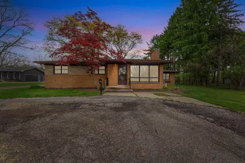 5535 Geddes Rd, Ann Arbor, MI 48105