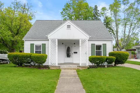 808 Grand Ave, Sturgis, MI 49091