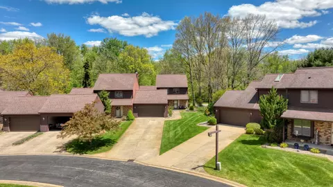 View/Area - 1819 Wedgefield, Jackson, MI 49201 photo 2 of 8