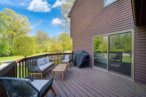 Exterior - 1819 Wedgefield, Jackson, MI 49201 photo 11 of 18