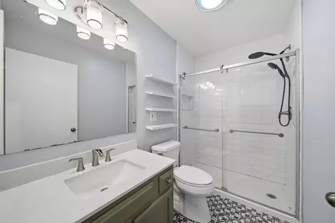 Bath - 1819 Wedgefield, Jackson, MI 49201 photo 3 of 3