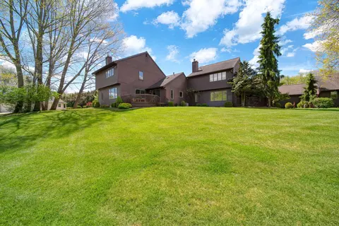 Exterior - 1819 Wedgefield, Jackson, MI 49201 photo 16 of 18