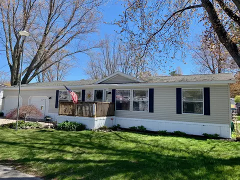 2778 Birch St, Ludington, MI 49431