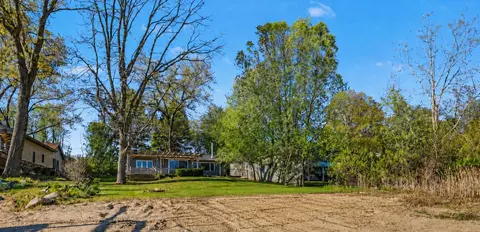 13615 Sunset Shores Dr, Cedar Springs, MI 49319