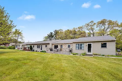 Exterior - 18210 Mohawk Dr #2, Spring Lake, MI 49456 photo 4 of 4
