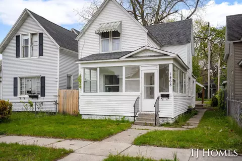 1468 Jiroch St, Muskegon, MI 49442