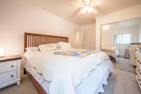 Bedroom - 4625 Lake Resort, Gladwin, MI 48624 photo 1 of 2