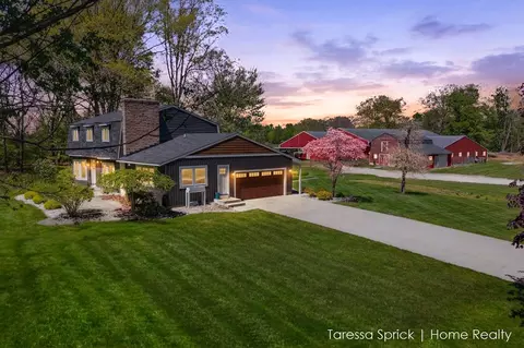 6375 Bauer Rd, Hudsonville, MI 49426