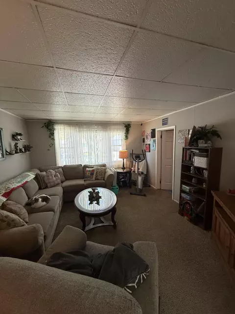 Living - 507 1st St, Manistee, MI 49660 photo 1 of 2