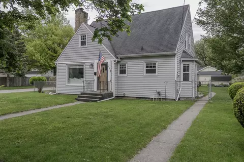 1334 Homecrest Ave, Kalamazoo, MI 49001
