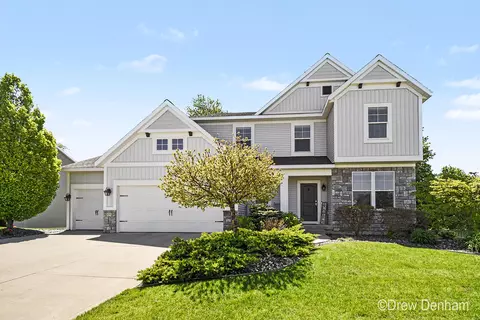 1292 Shadow Hills Dr SW, Byron Center, MI 49315