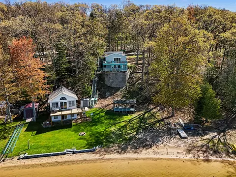 7075 N Poplar Rd, Free Soil, MI 49411
