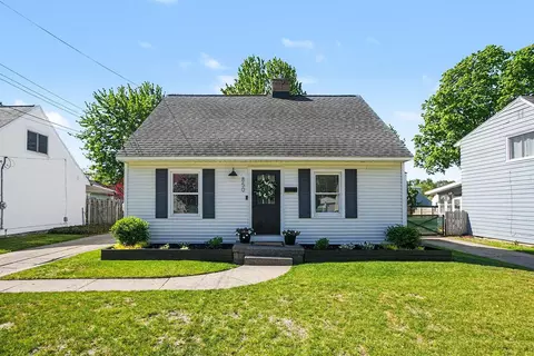 850 Colrain St SW, Wyoming, MI 49509