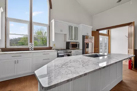 Kitchen - 6431 Devils Lake Hwy, Addison, MI 49220 photo 3 of 5