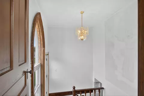 Entry Way - 6431 Devils Lake Hwy, Addison, MI 49220 photo 3 of 4