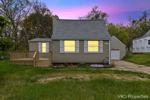 3205 Charlesgate Ave SW, Wyoming, MI 49509