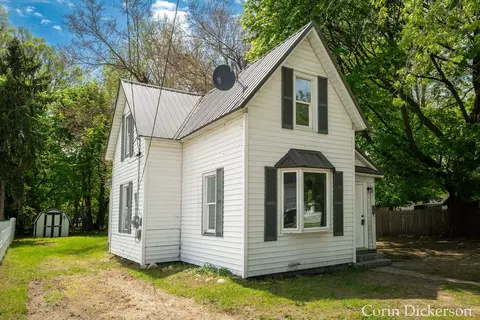 501 Oak Ave, Muskegon, MI 49442
