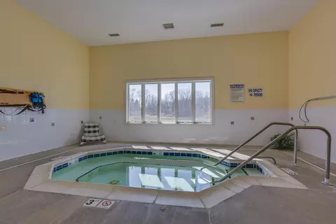 95 Diamond Point Ln, New Buffalo, MI 49117 photo 5