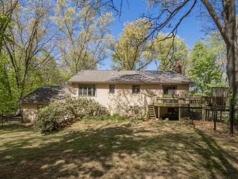 Exterior - 4115 S Van Kal St, Mattawan, MI 49071 photo 14 of 21