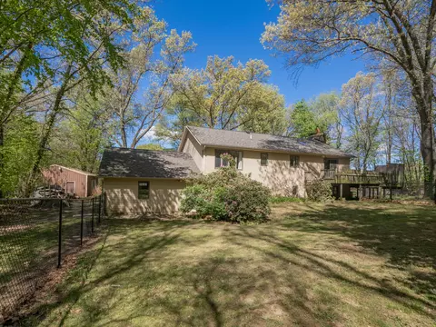 Exterior - 4115 S Van Kal St, Mattawan, MI 49071 photo 15 of 21