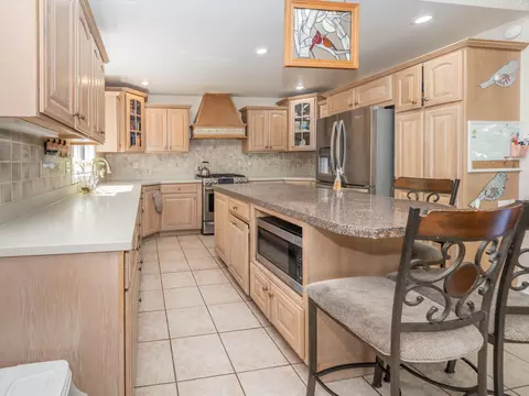 Kitchen - 4115 S Van Kal St, Mattawan, MI 49071 photo 3 of 5